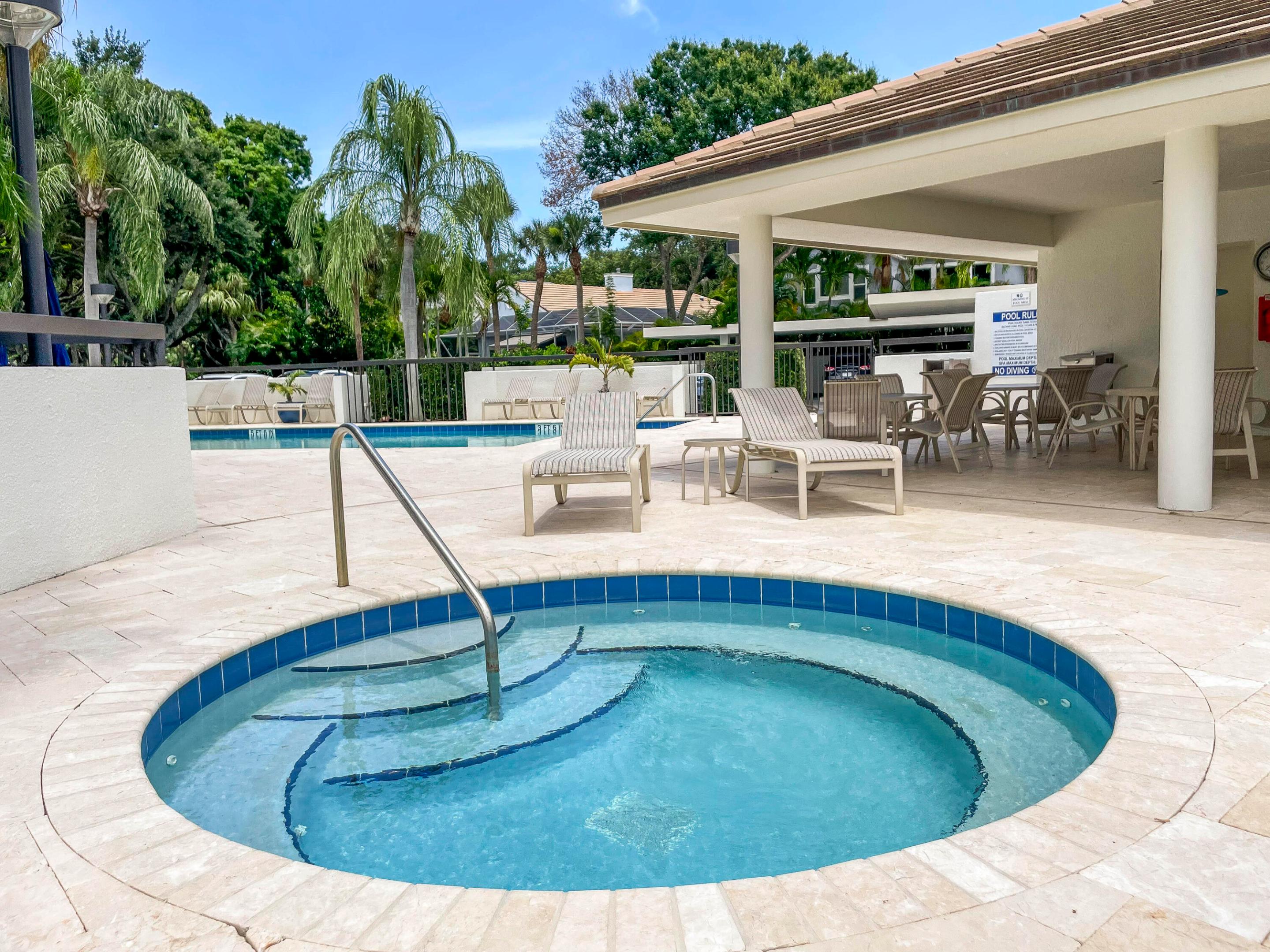 325 Oak Harbour Drive