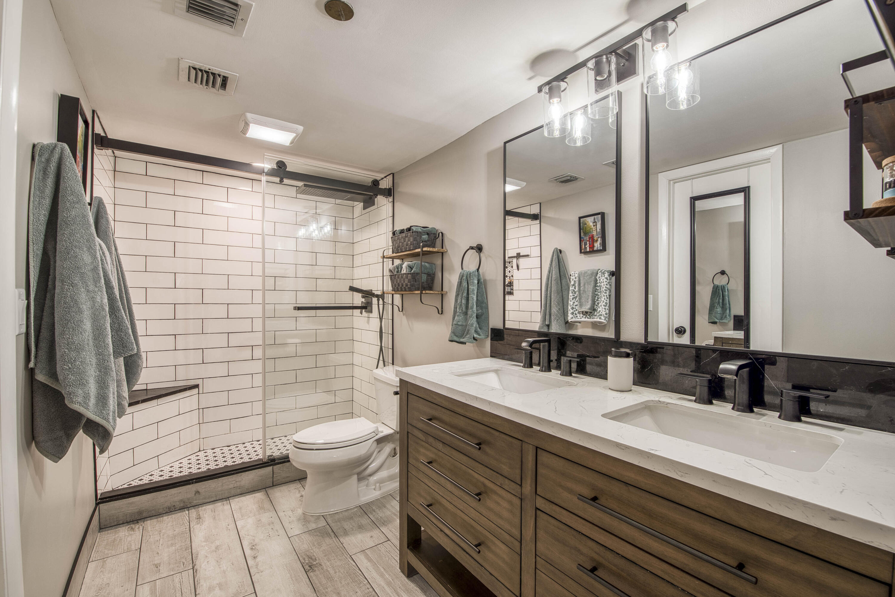 325 Oak Harbour Drive
