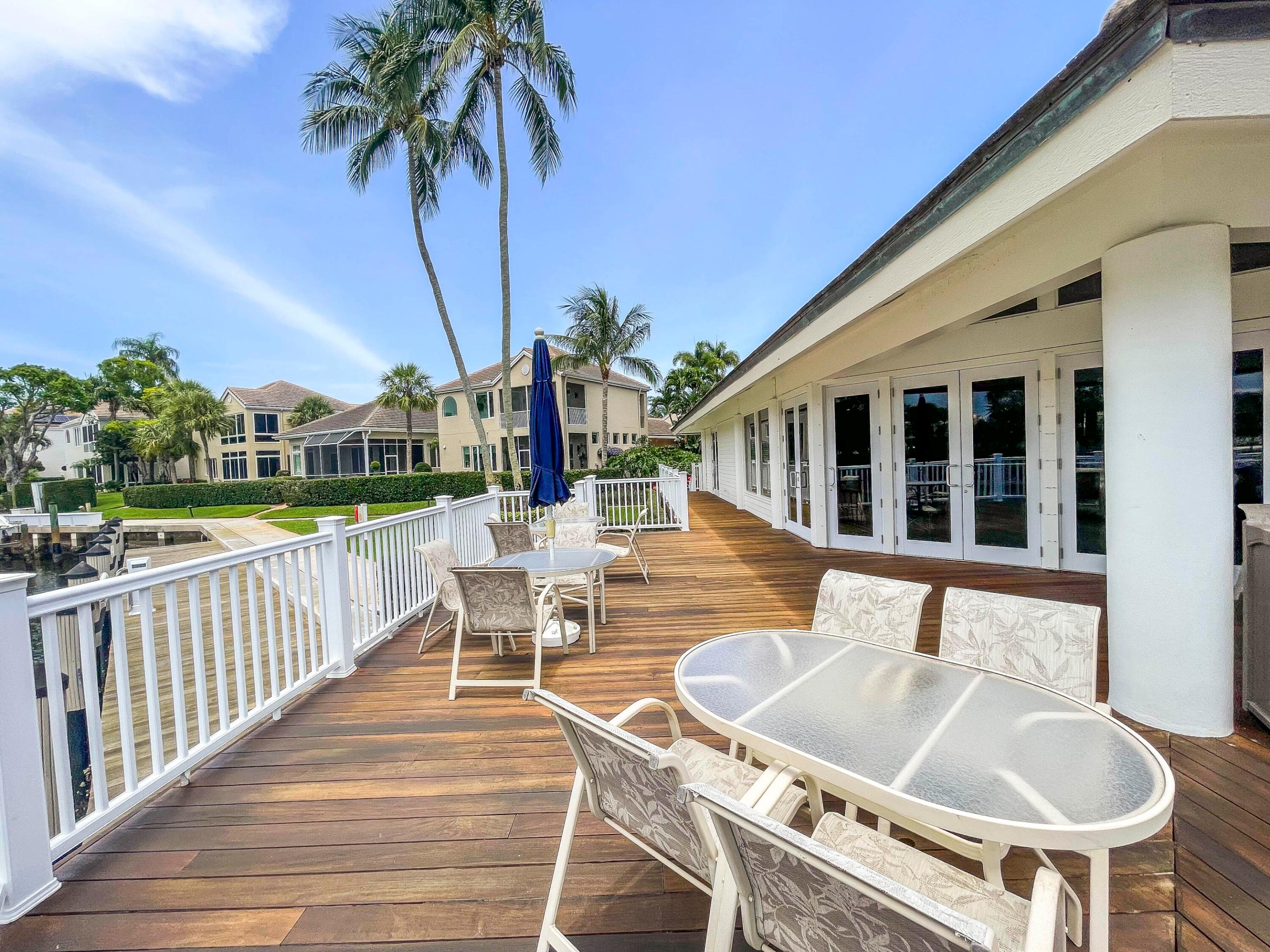 325 Oak Harbour Drive