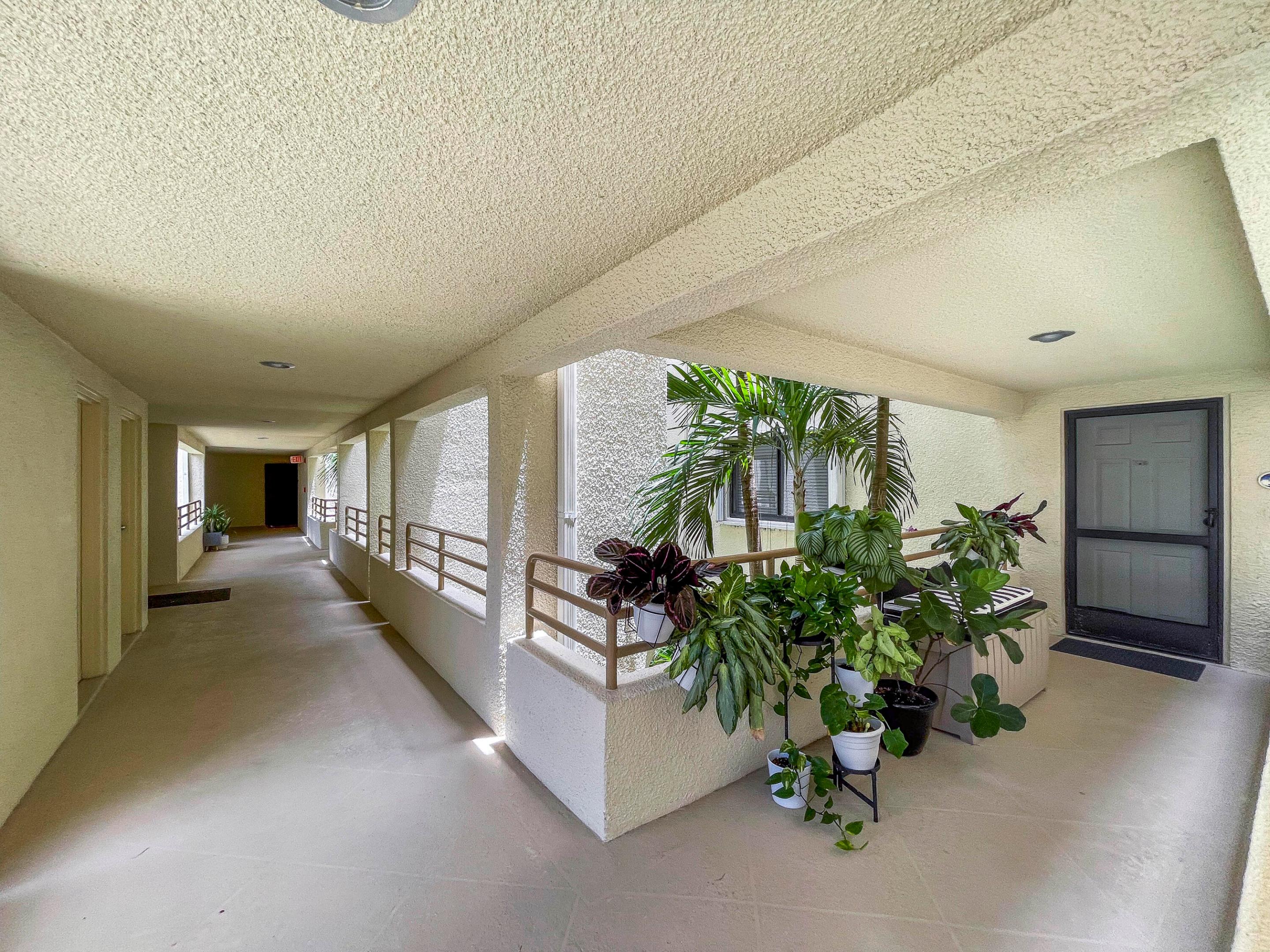 325 Oak Harbour Drive