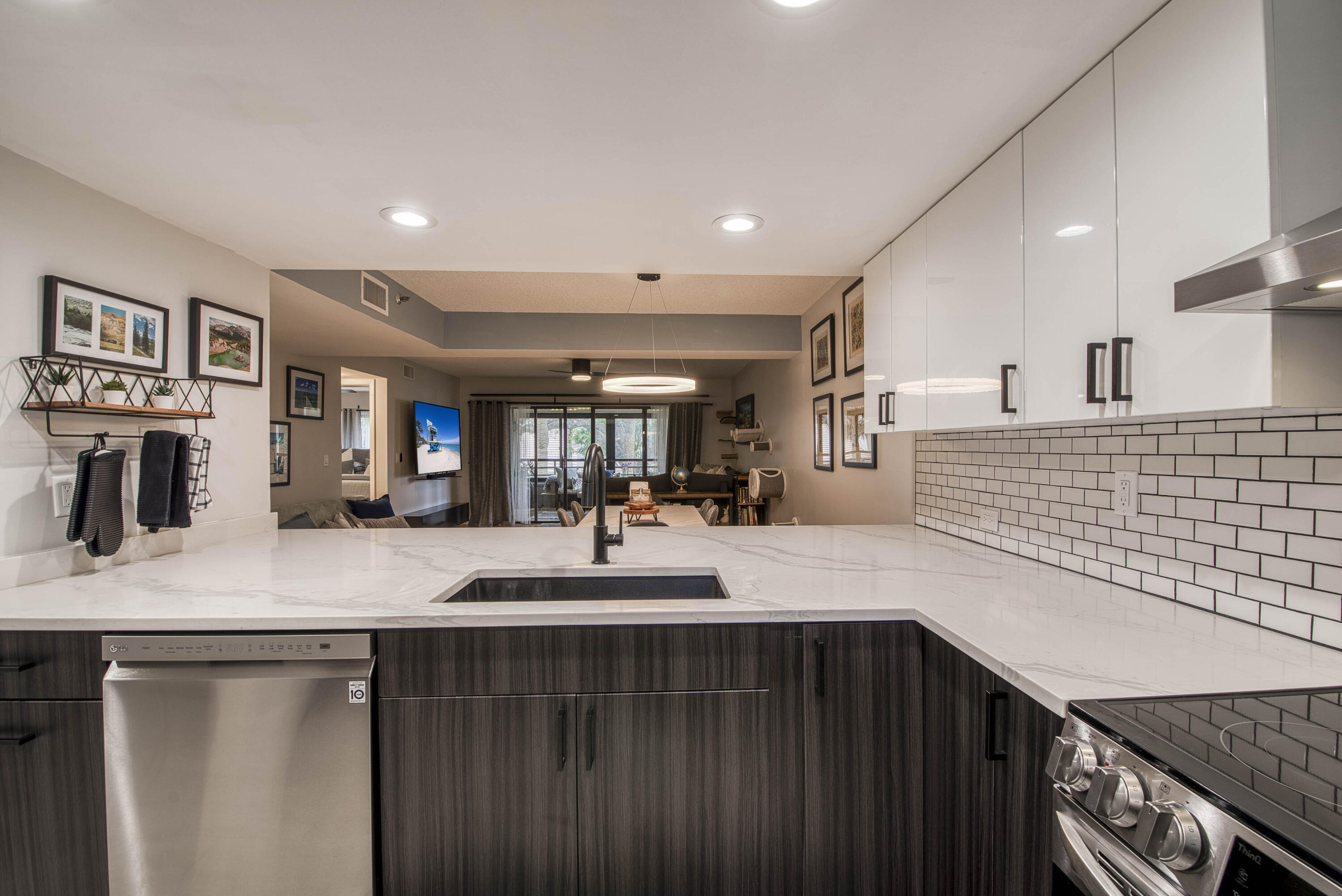 325 Oak Harbour Drive