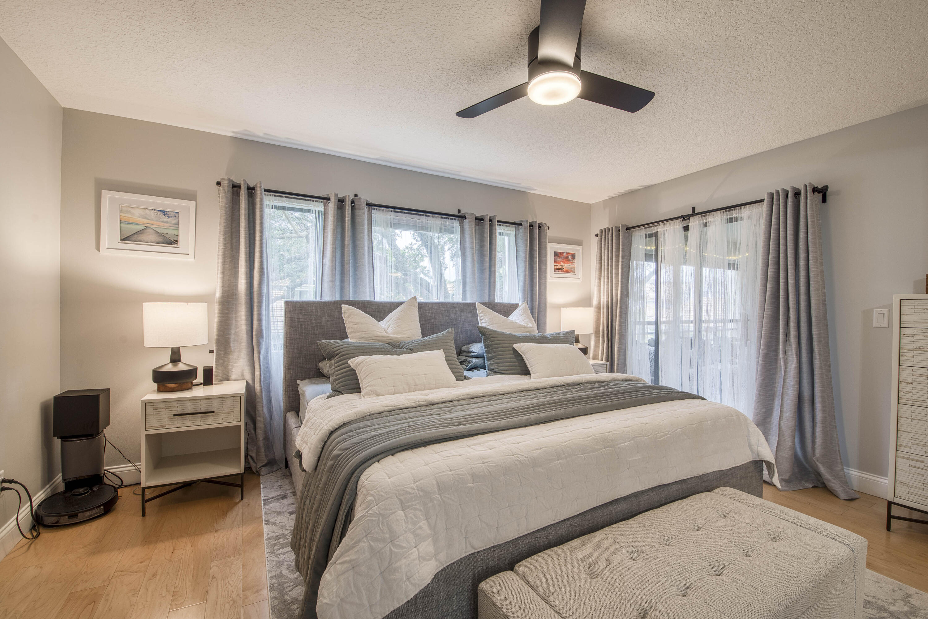 325 Oak Harbour Drive