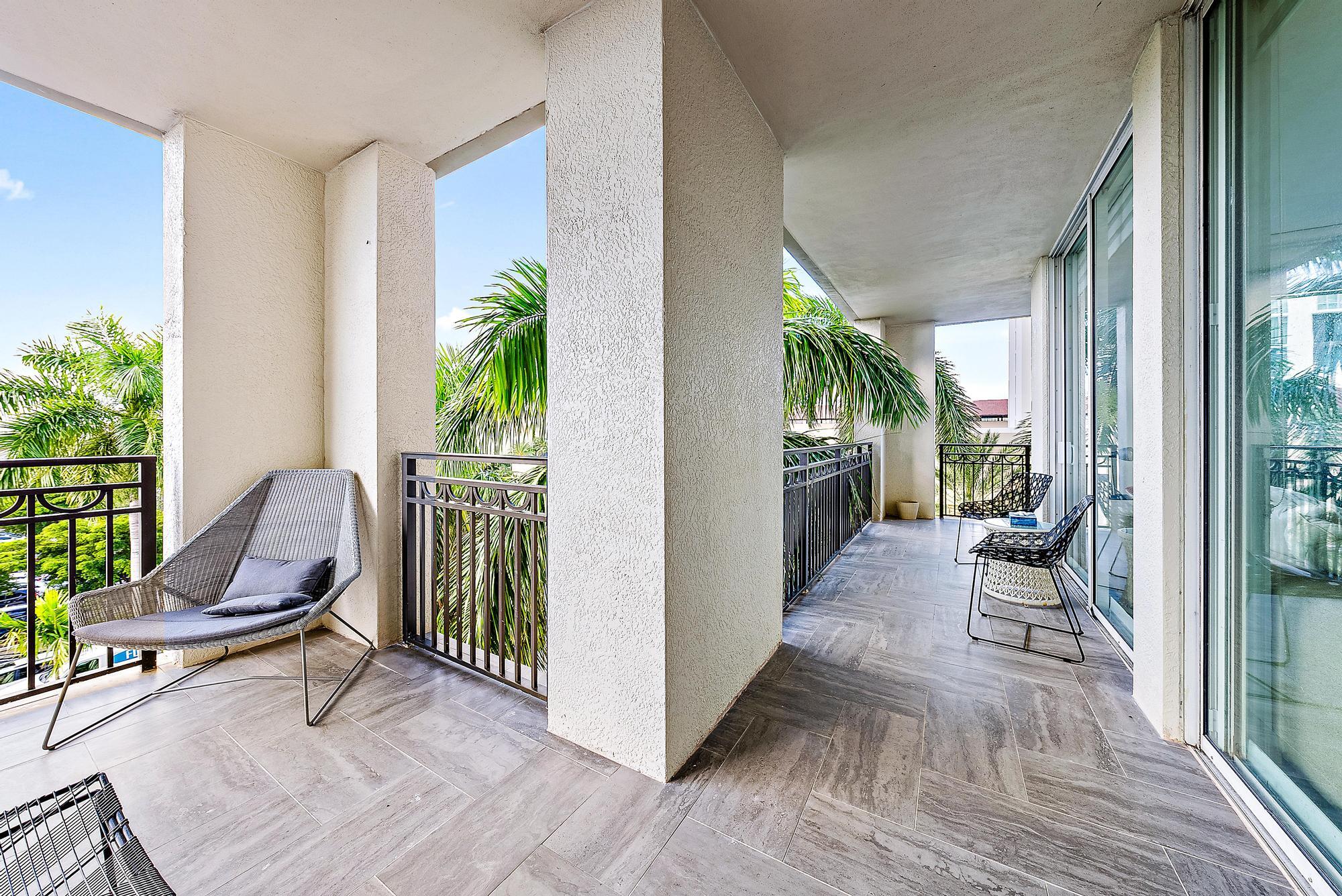 550 Okeechobee Boulevard 422