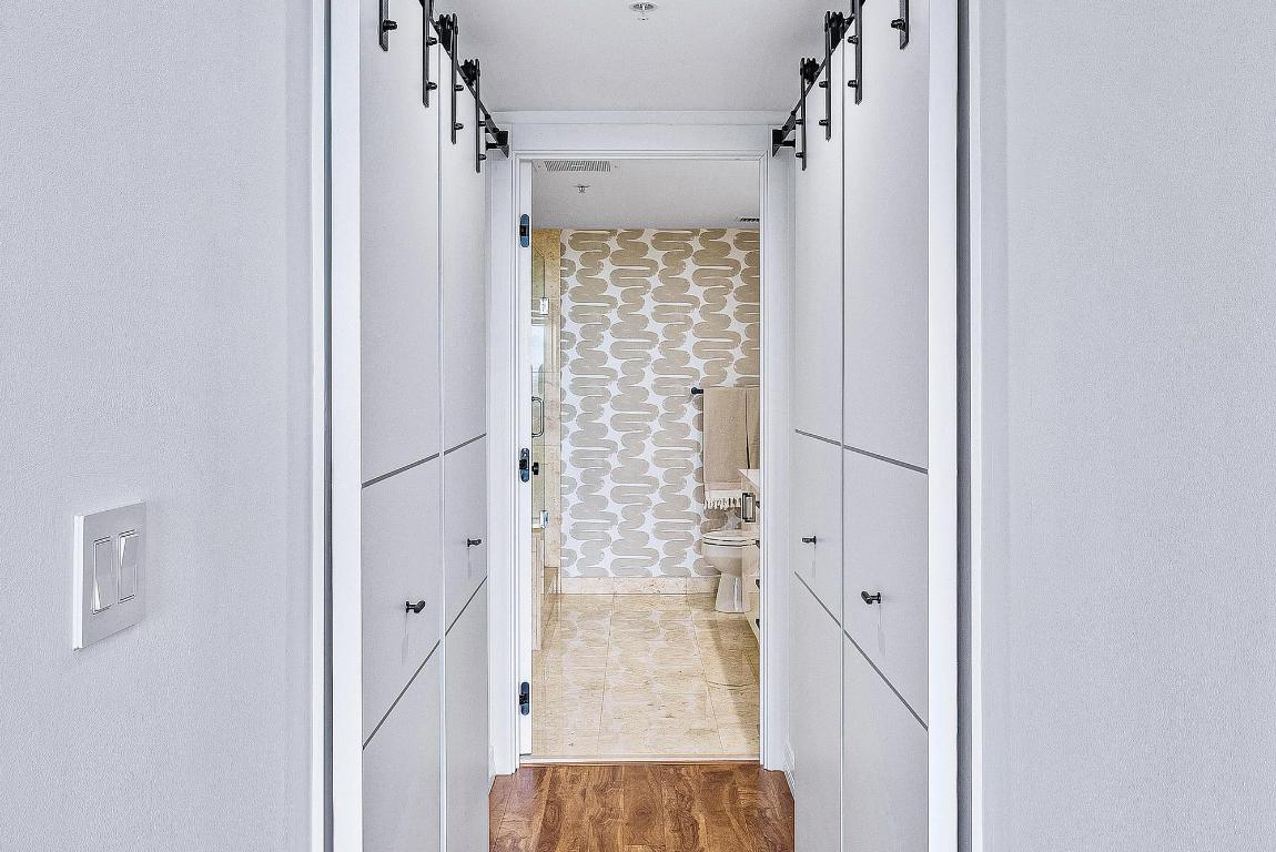 550 Okeechobee Boulevard 422