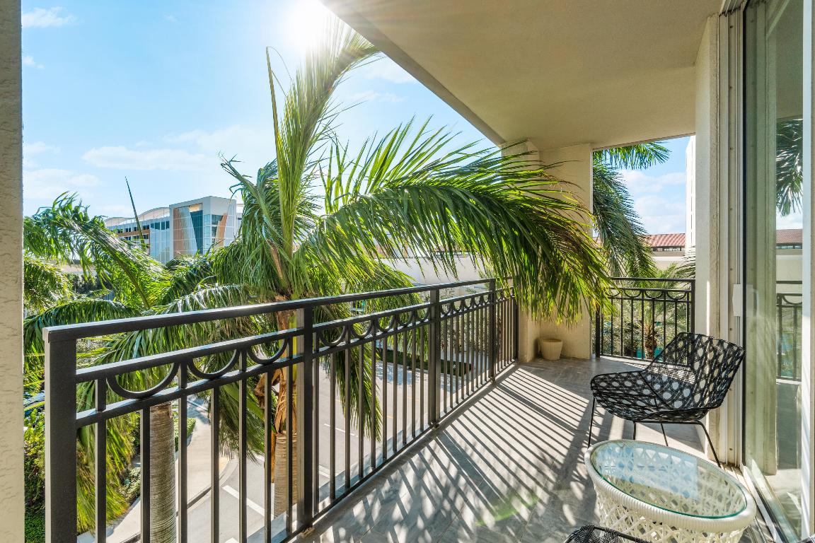 550 Okeechobee Boulevard 422