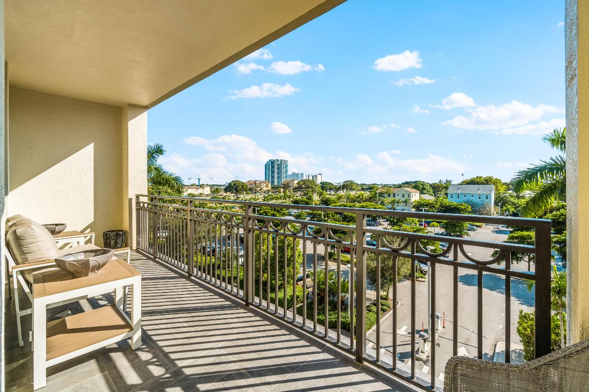 550 Okeechobee Boulevard 422