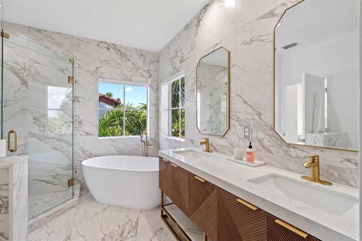 674 NW Library Commons Way