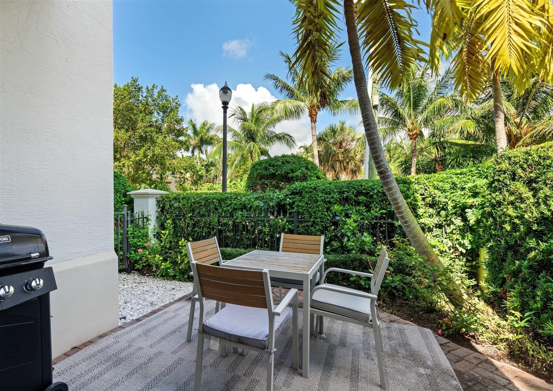 674 NW Library Commons Way