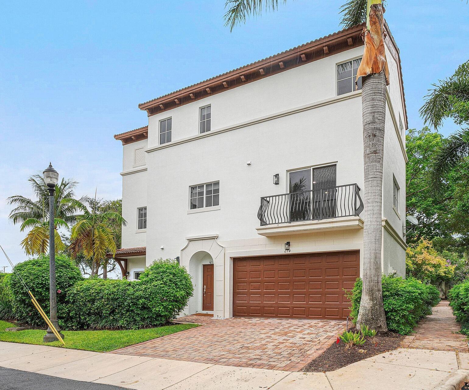 674 NW Library Commons Way