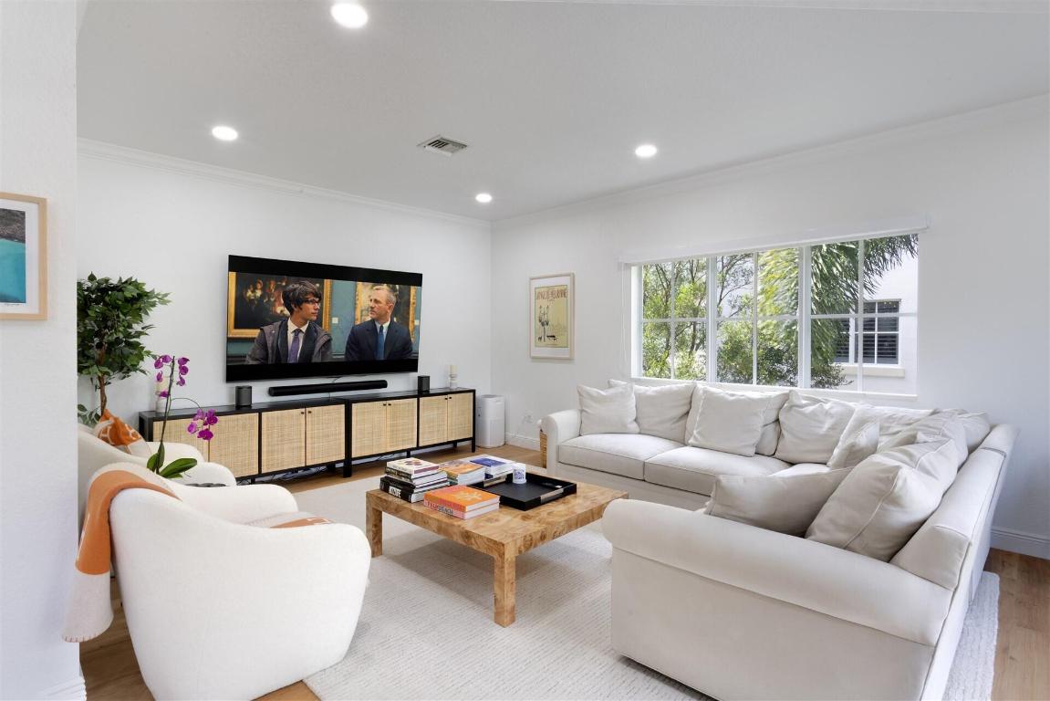 674 NW Library Commons Way