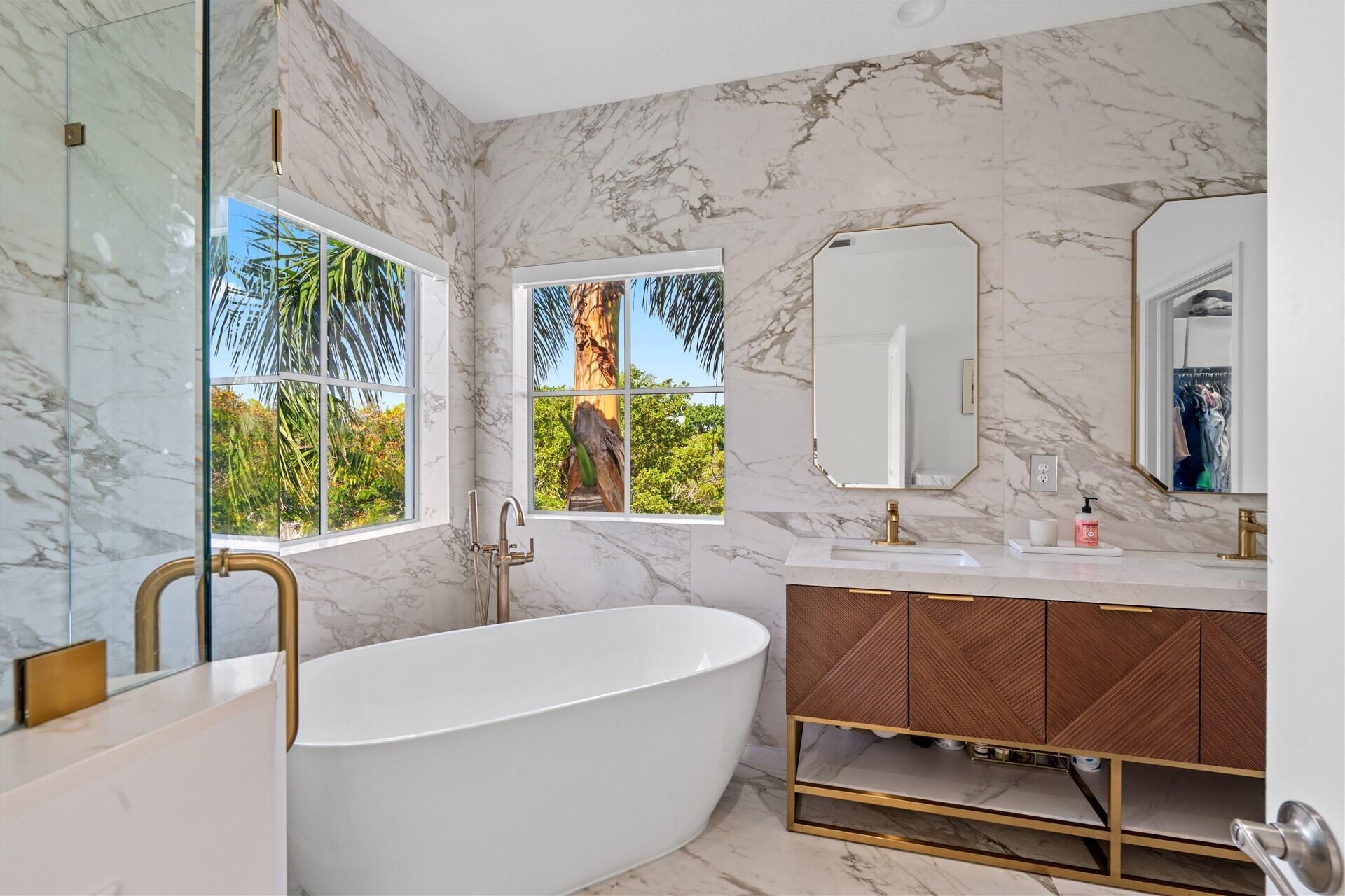 674 NW Library Commons Way