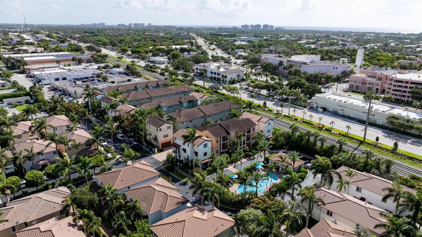 674 NW Library Commons Way