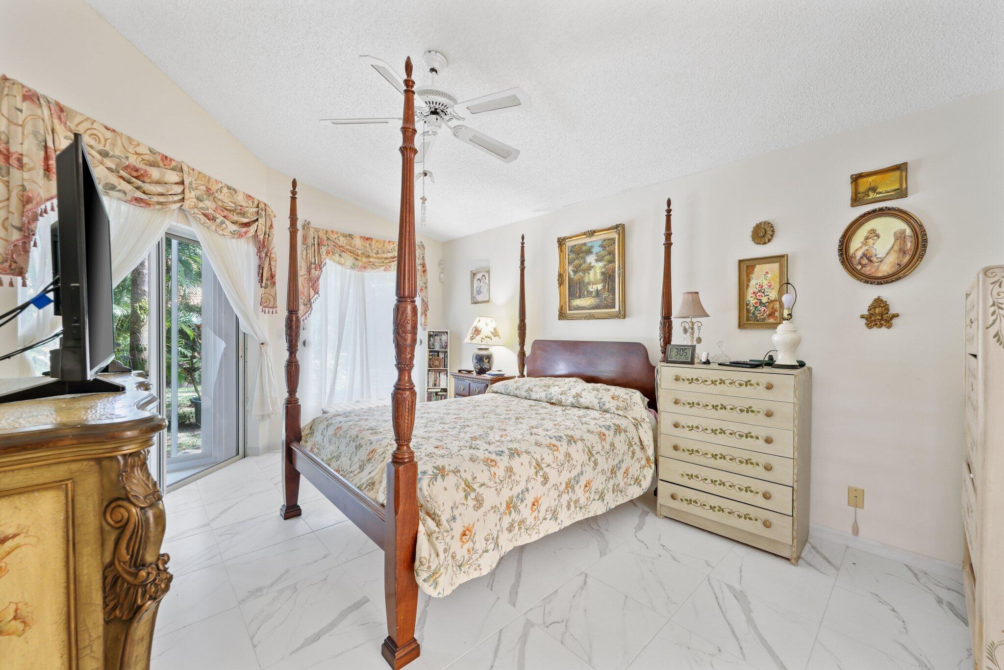 1350 SW 18th Street