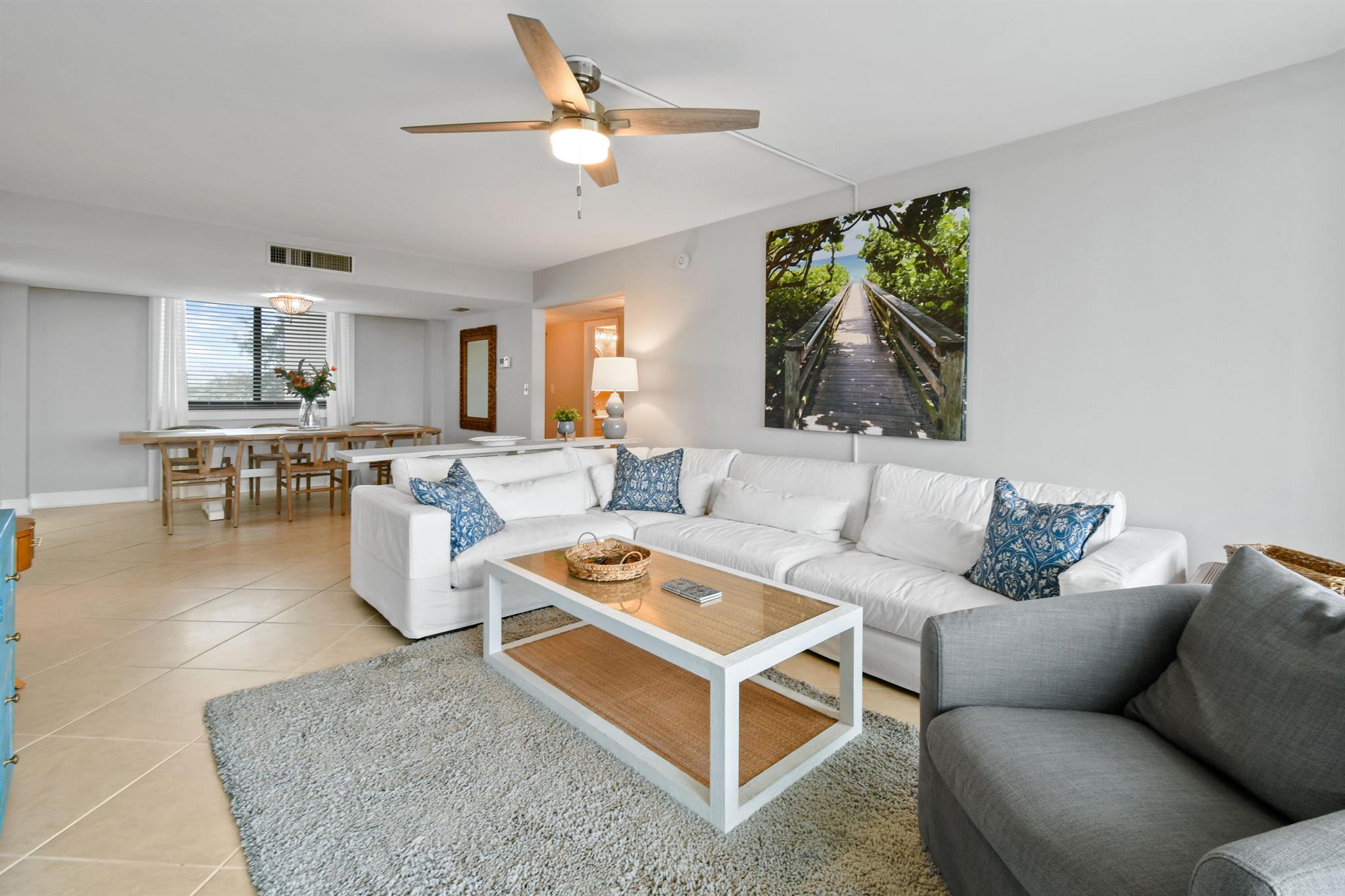 1605 S Us Highway 1 M1-404