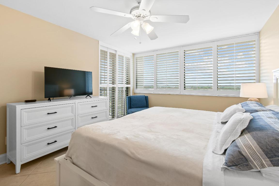 1605 S Us Highway 1 M1-404