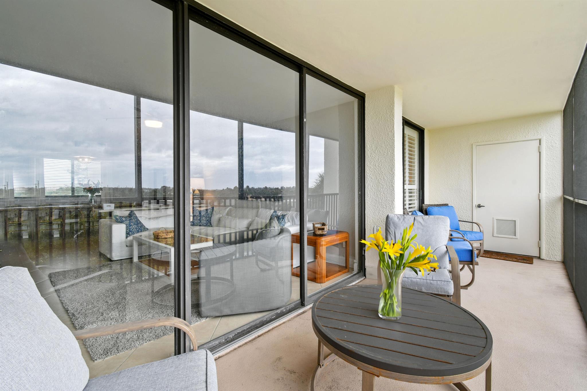 1605 S Us Highway 1 M1-404