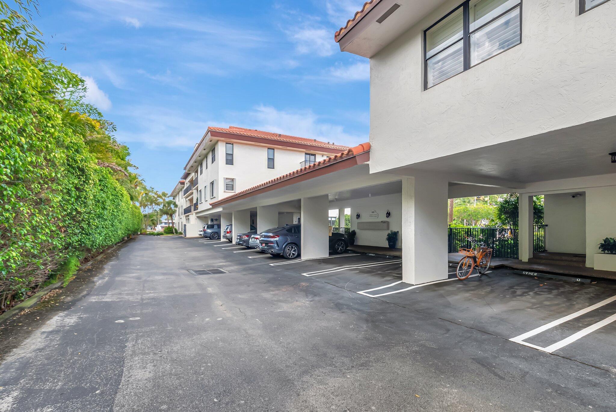 800 Andrews Avenue 9