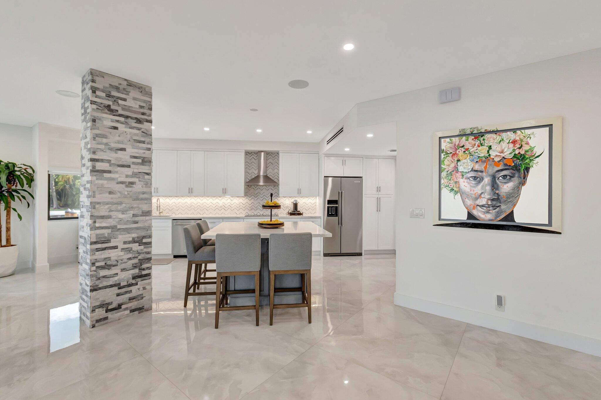 800 Andrews Avenue 9