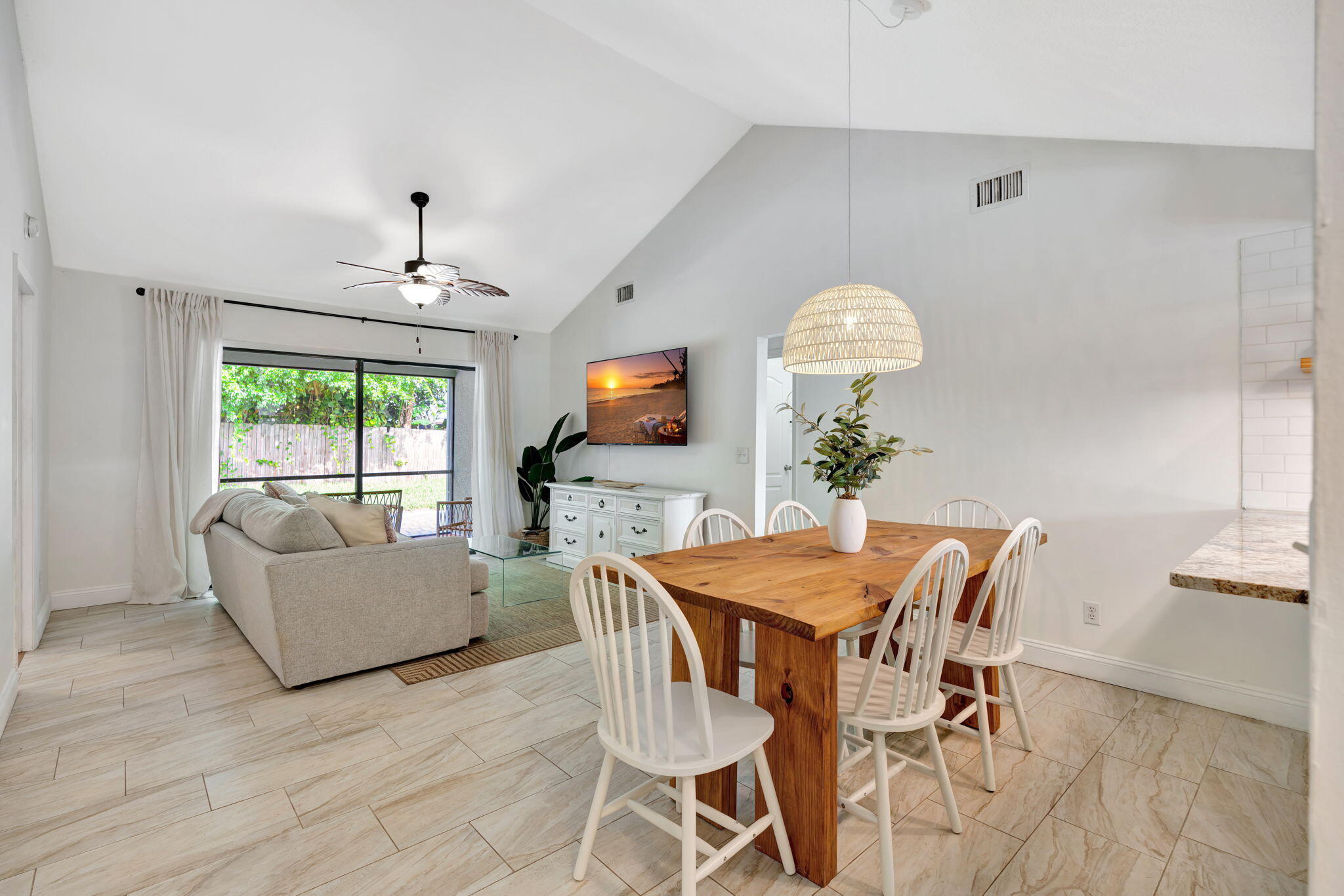 5914 SE Mitzi Lane