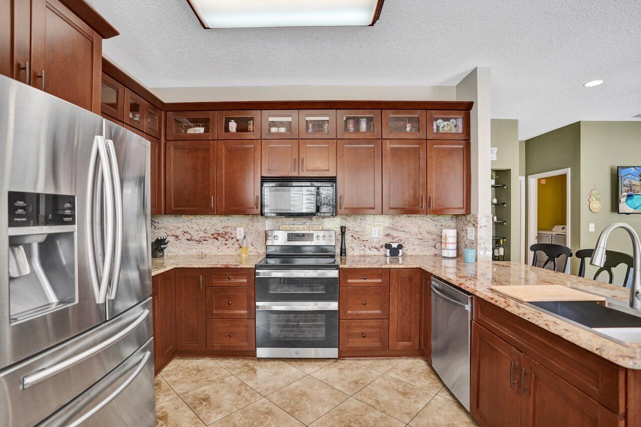 6161 Astoria Drive