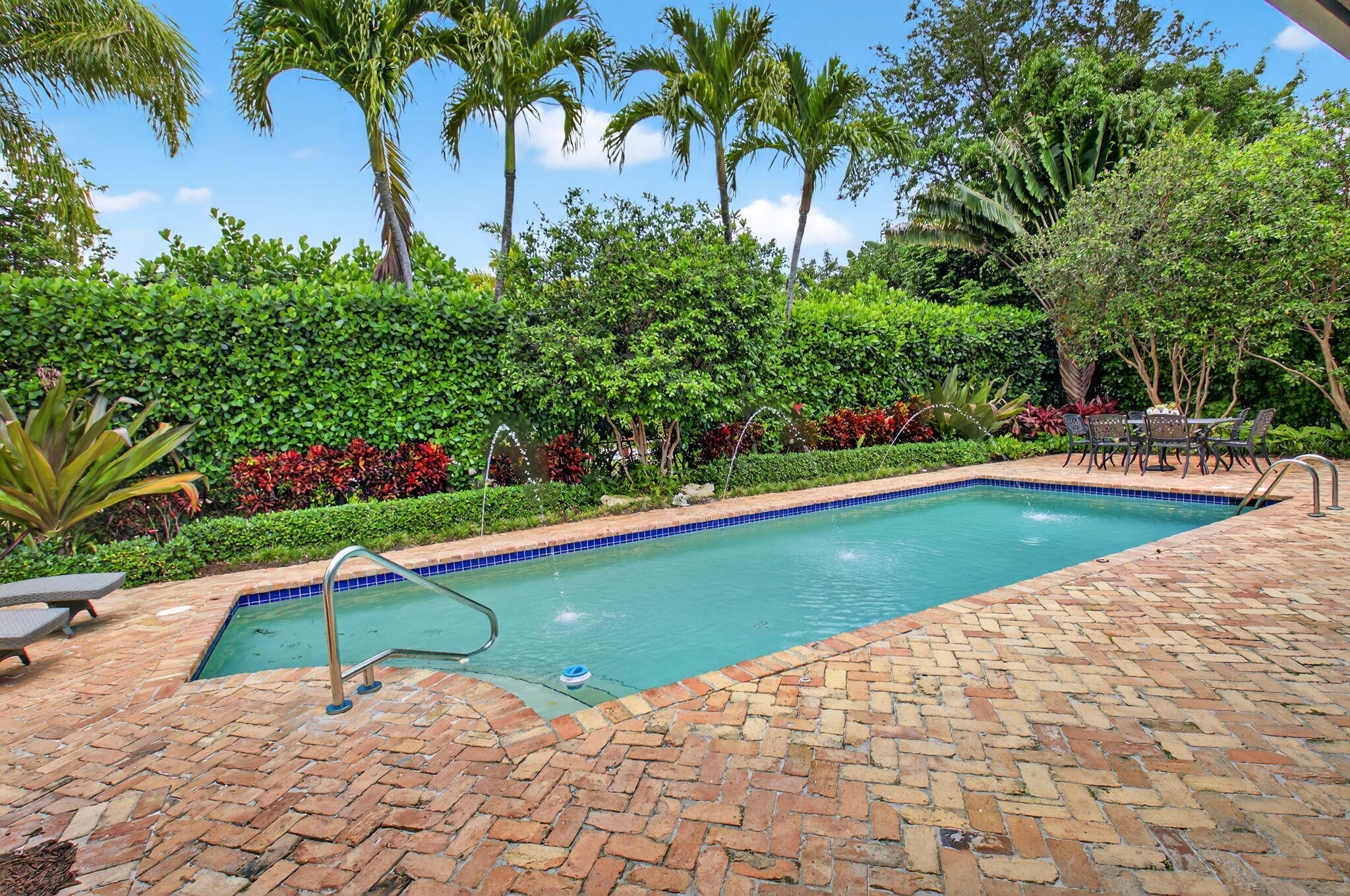 425 NW 12th Street