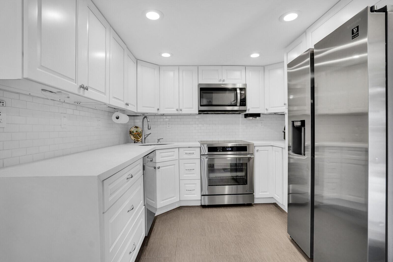 8291 Thames Boulevard C