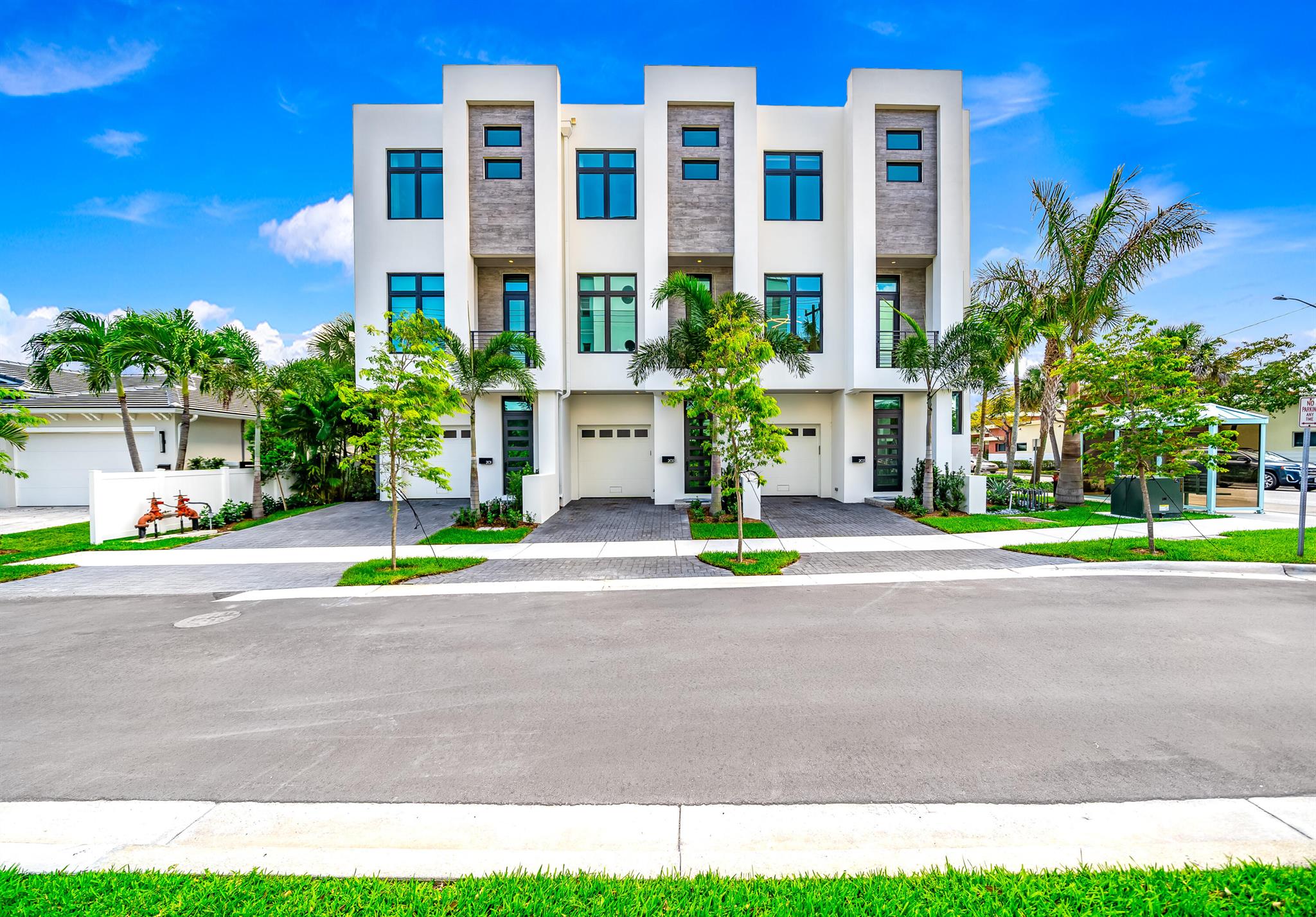 405 SE 6th Avenue 202