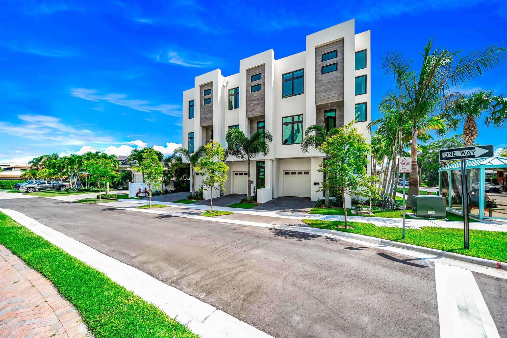 405 SE 6th Avenue 202