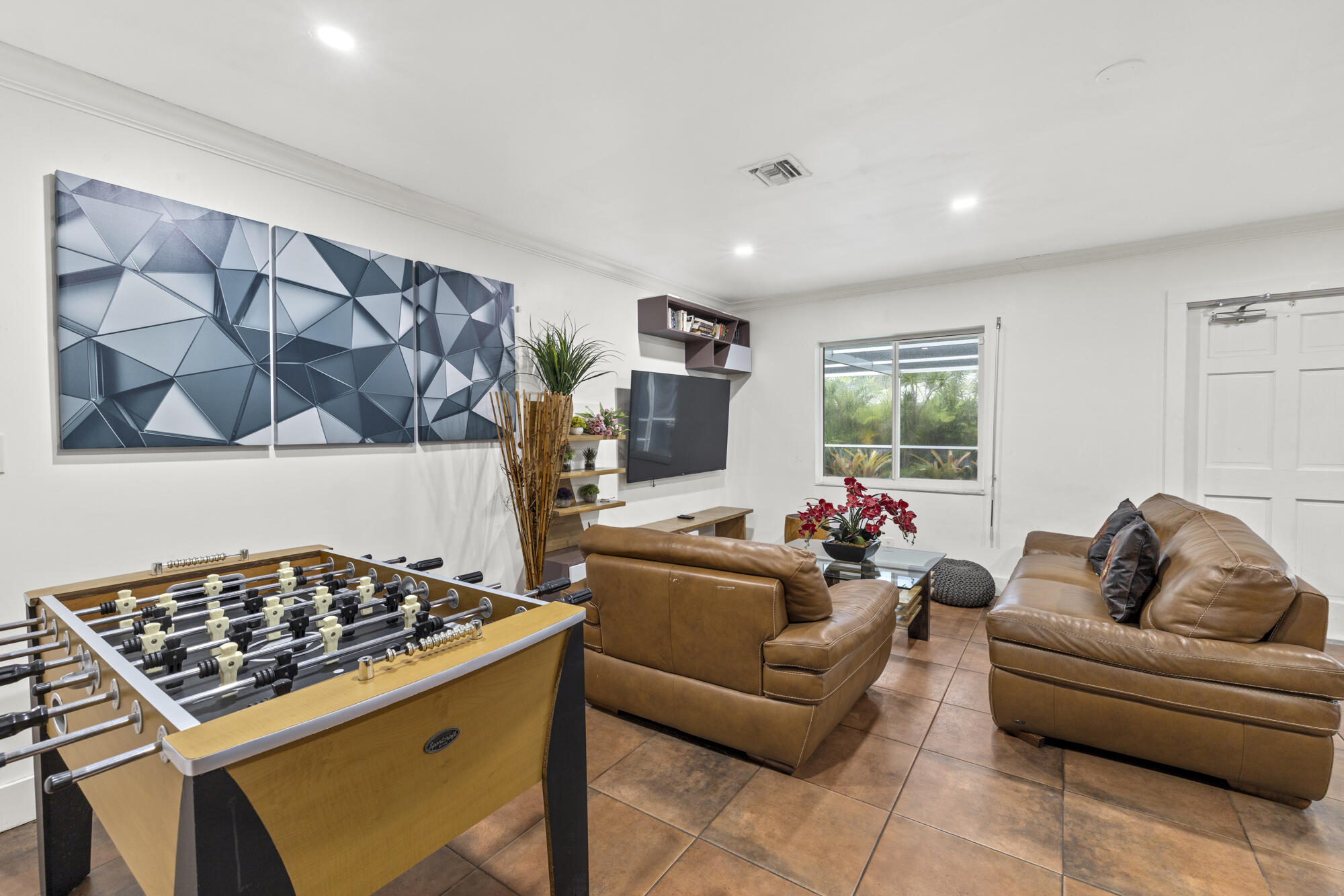 1740 NE 49th Street