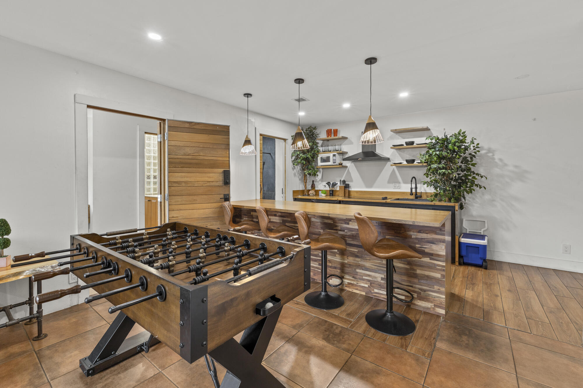 1740 NE 49th Street
