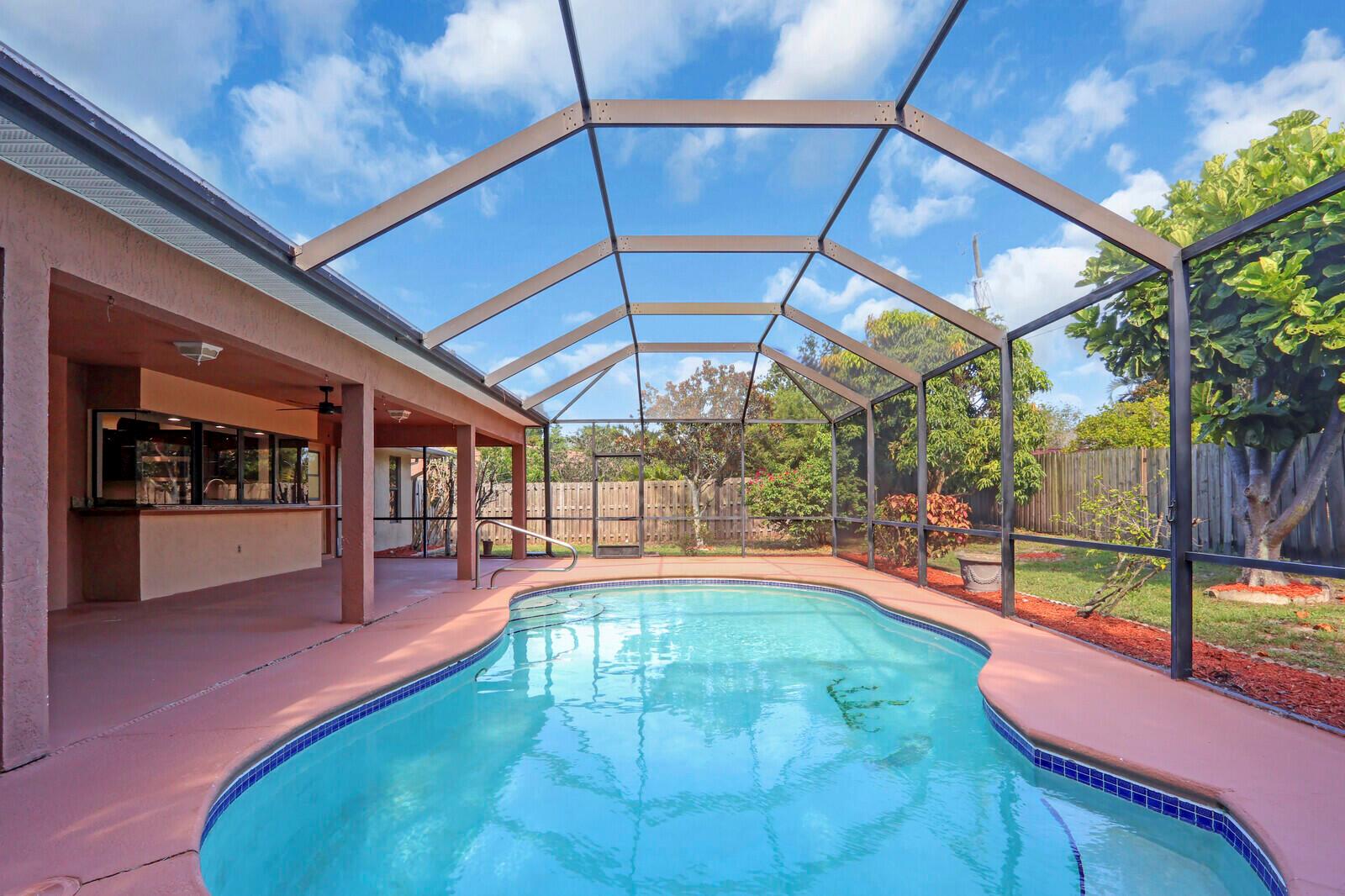 2774 SE Howell Avenue