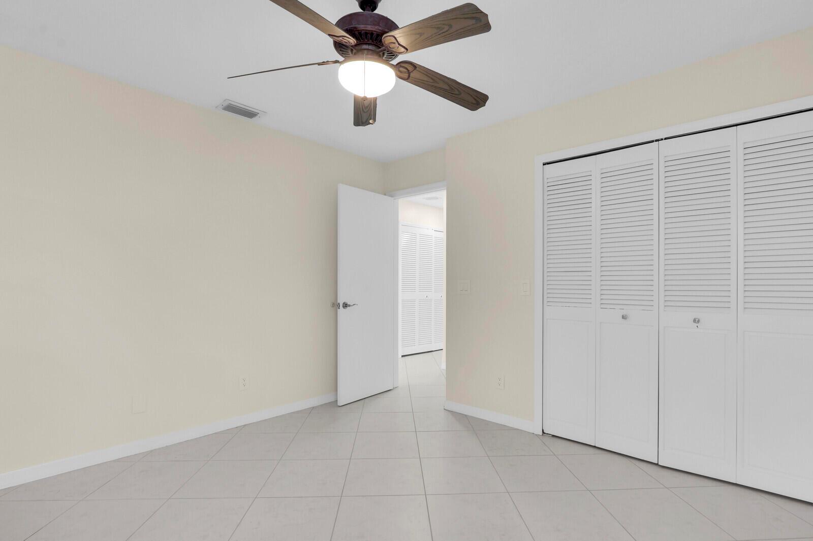 2774 SE Howell Avenue