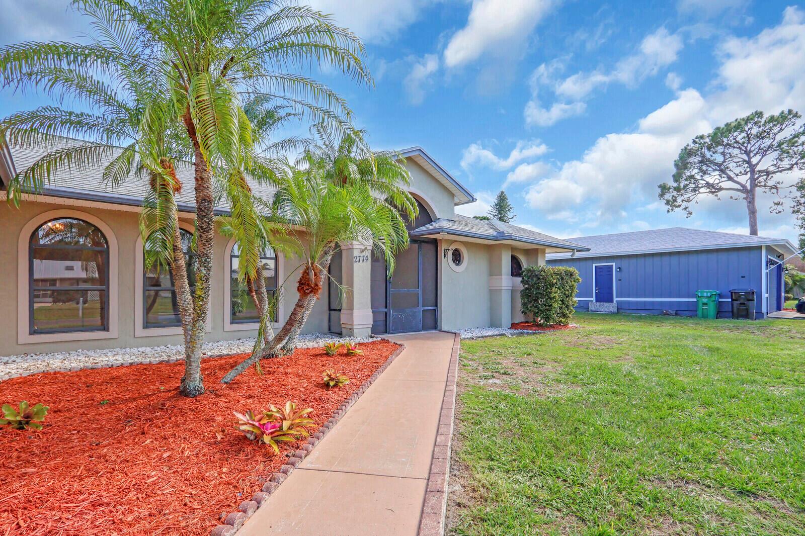 2774 SE Howell Avenue