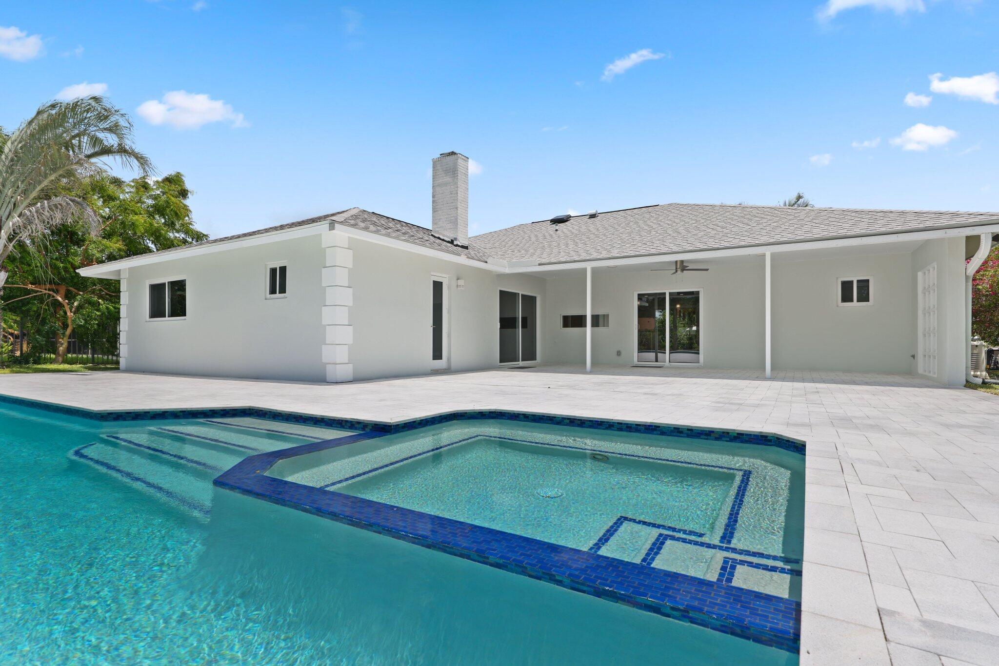 3384 Lakeview Drive
