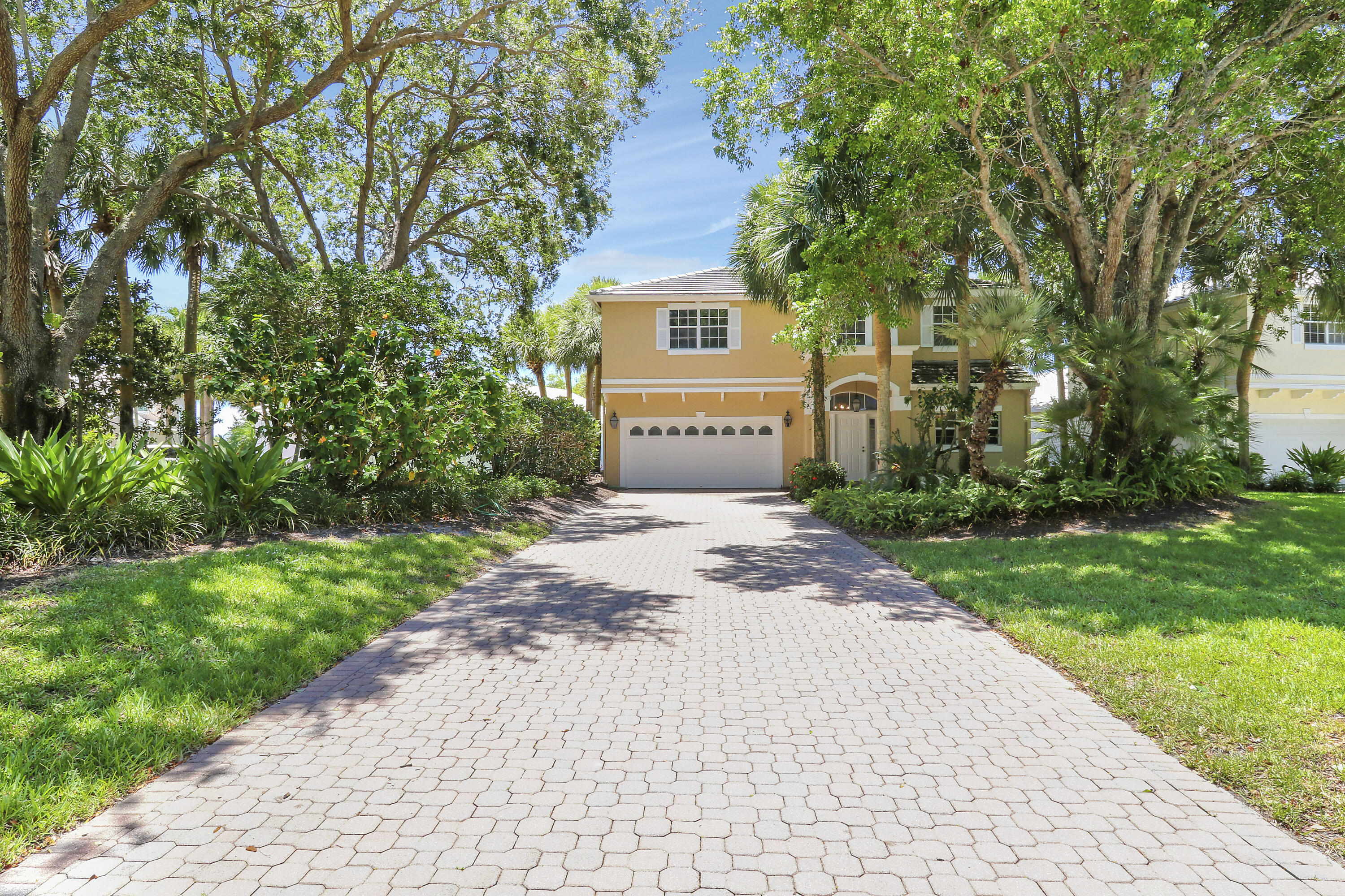 17288 Shoals Drive