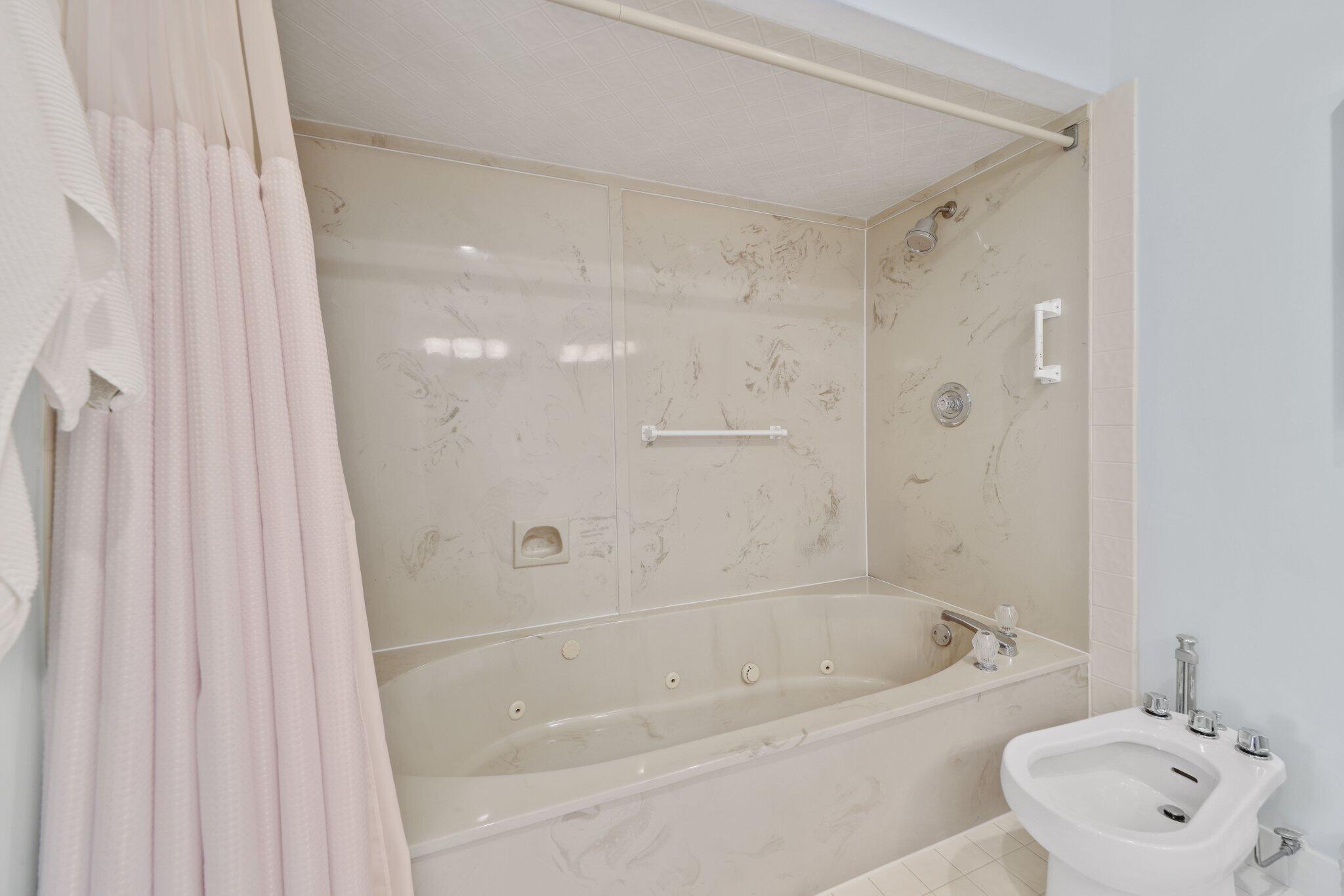 330 SE 20th Avenue 413