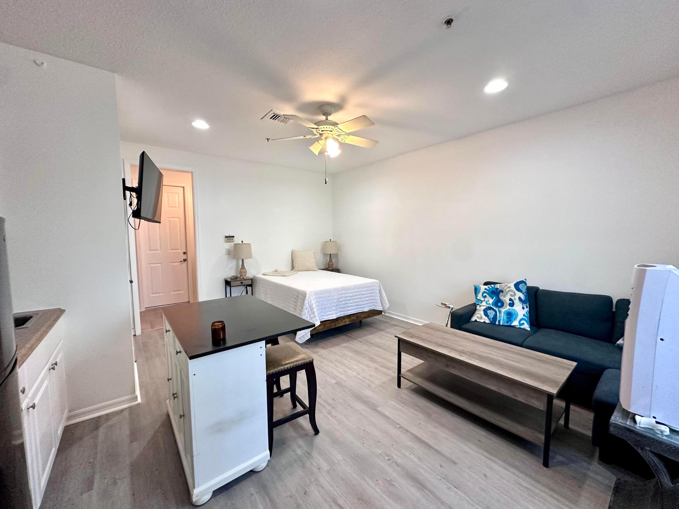 4262 W Main Street