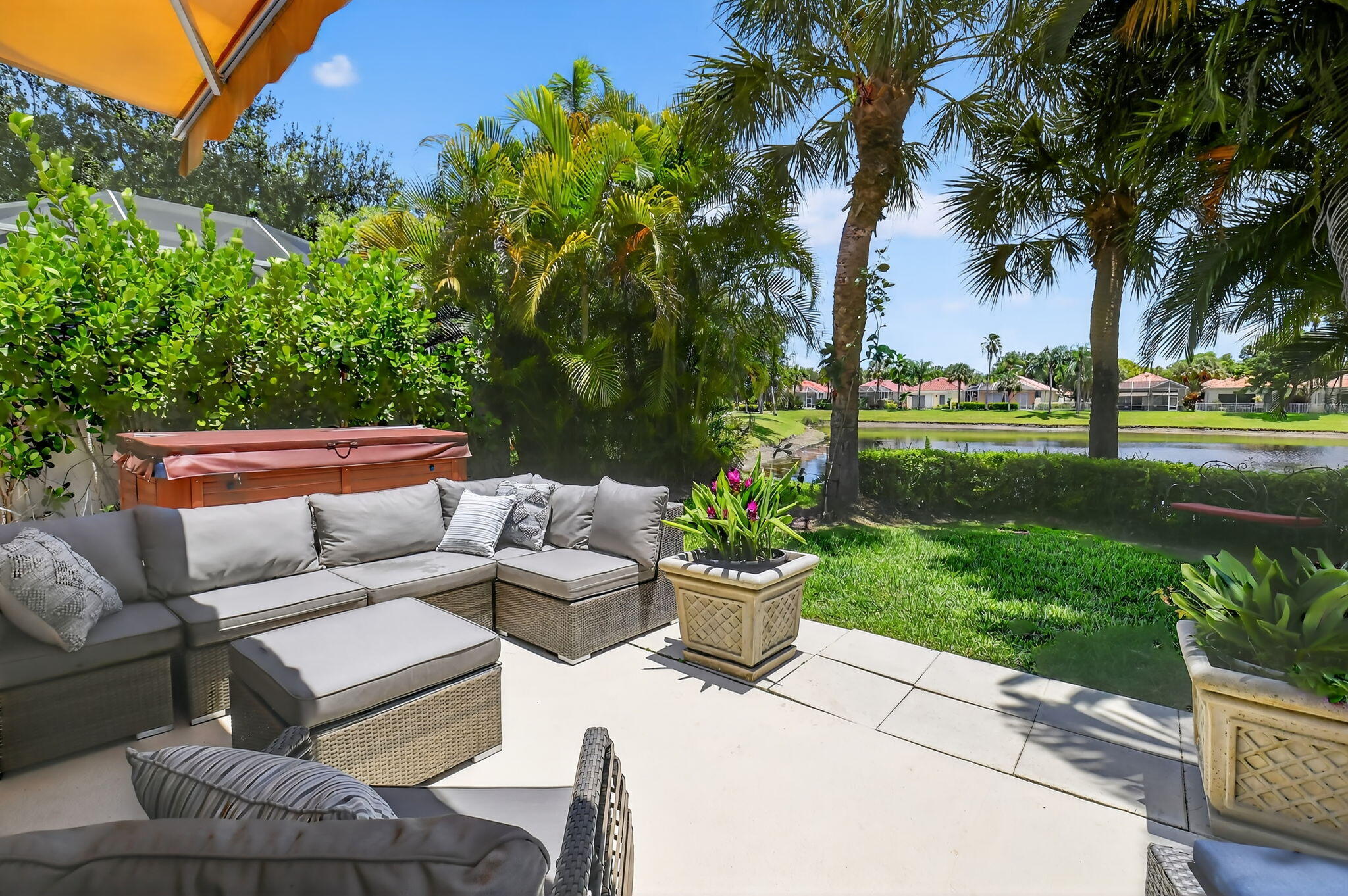 4780 Blossom Drive
