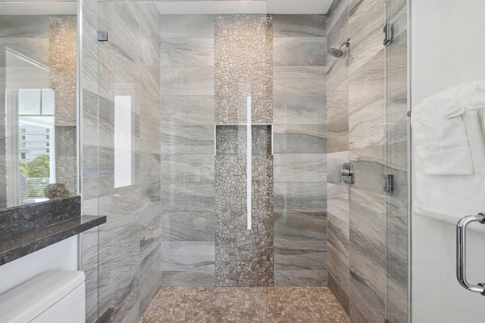 461 Venus Drive 1