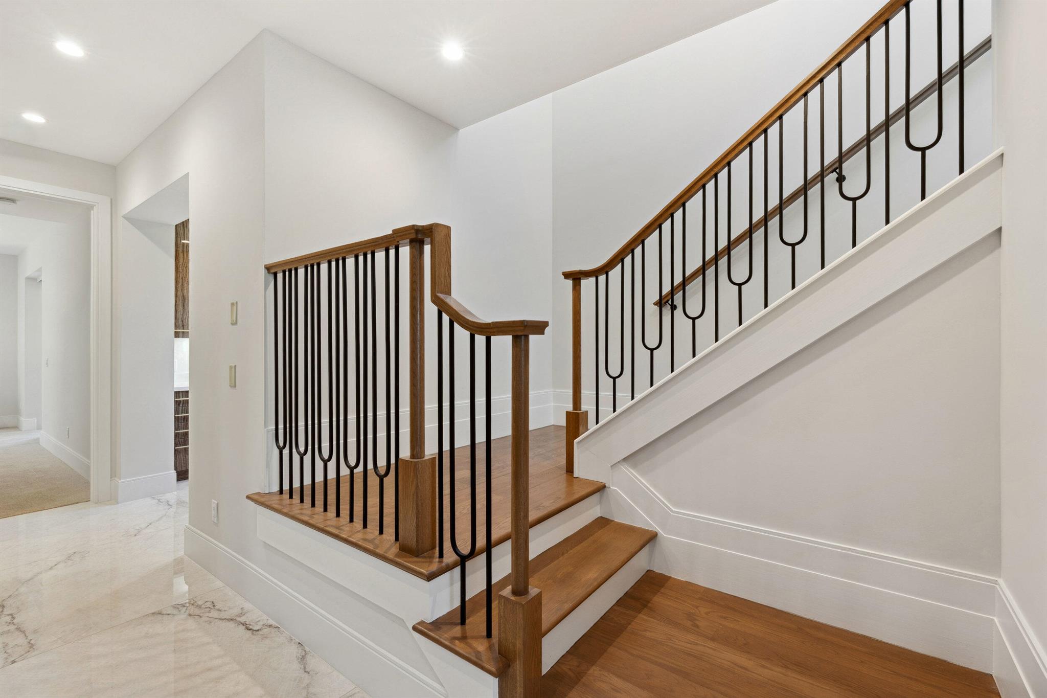 461 Venus Drive 1