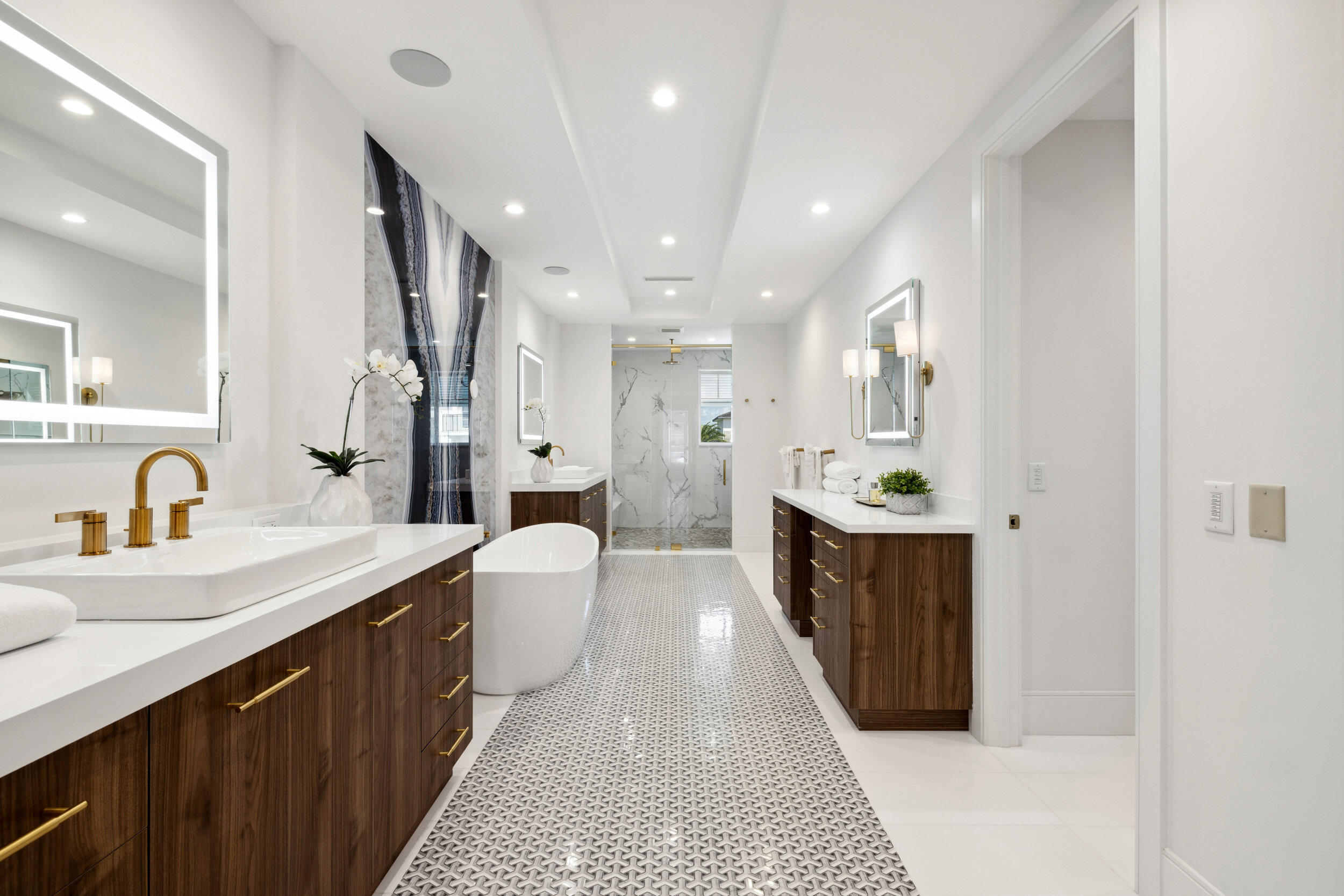 461 Venus Drive 1