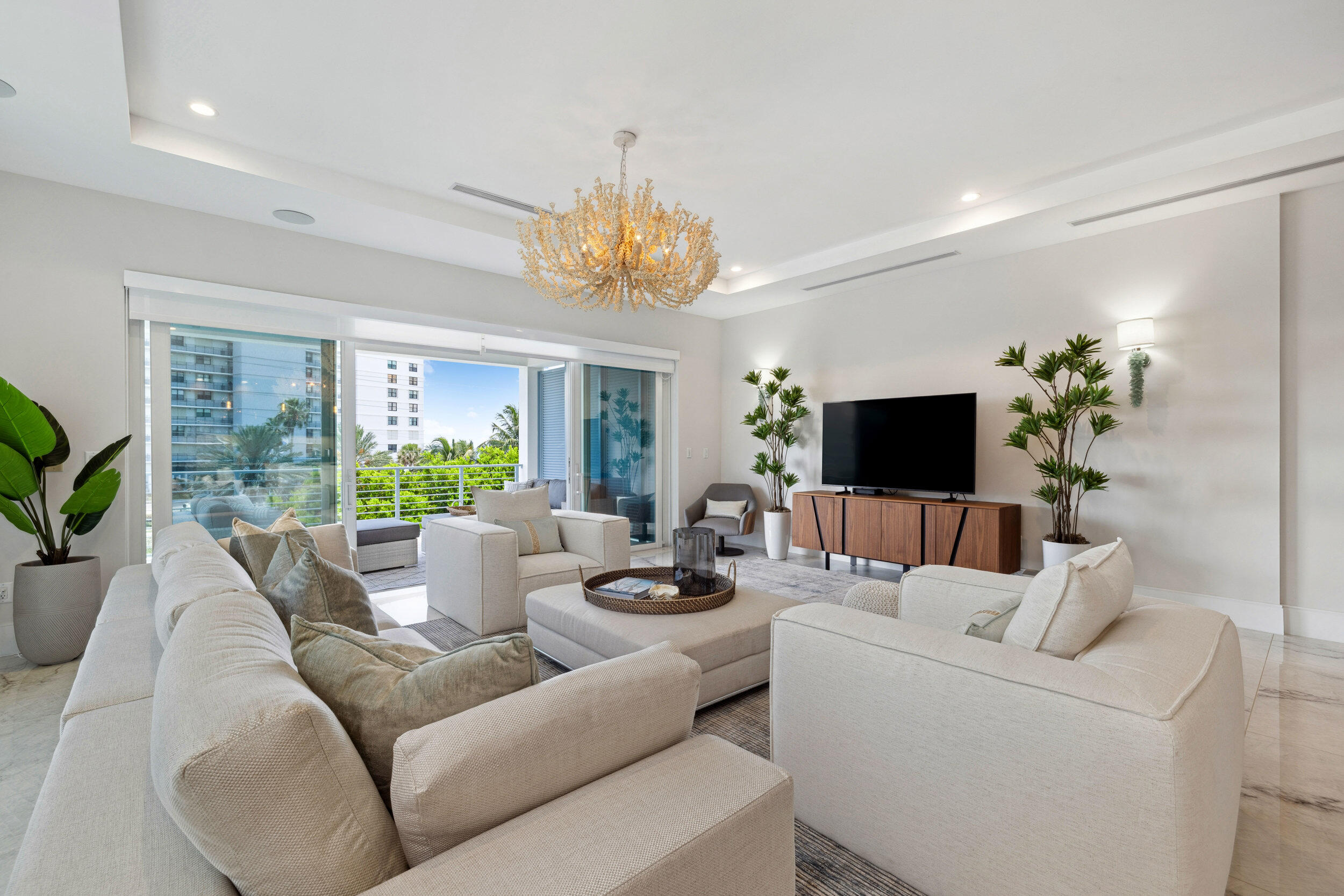 461 Venus Drive 1