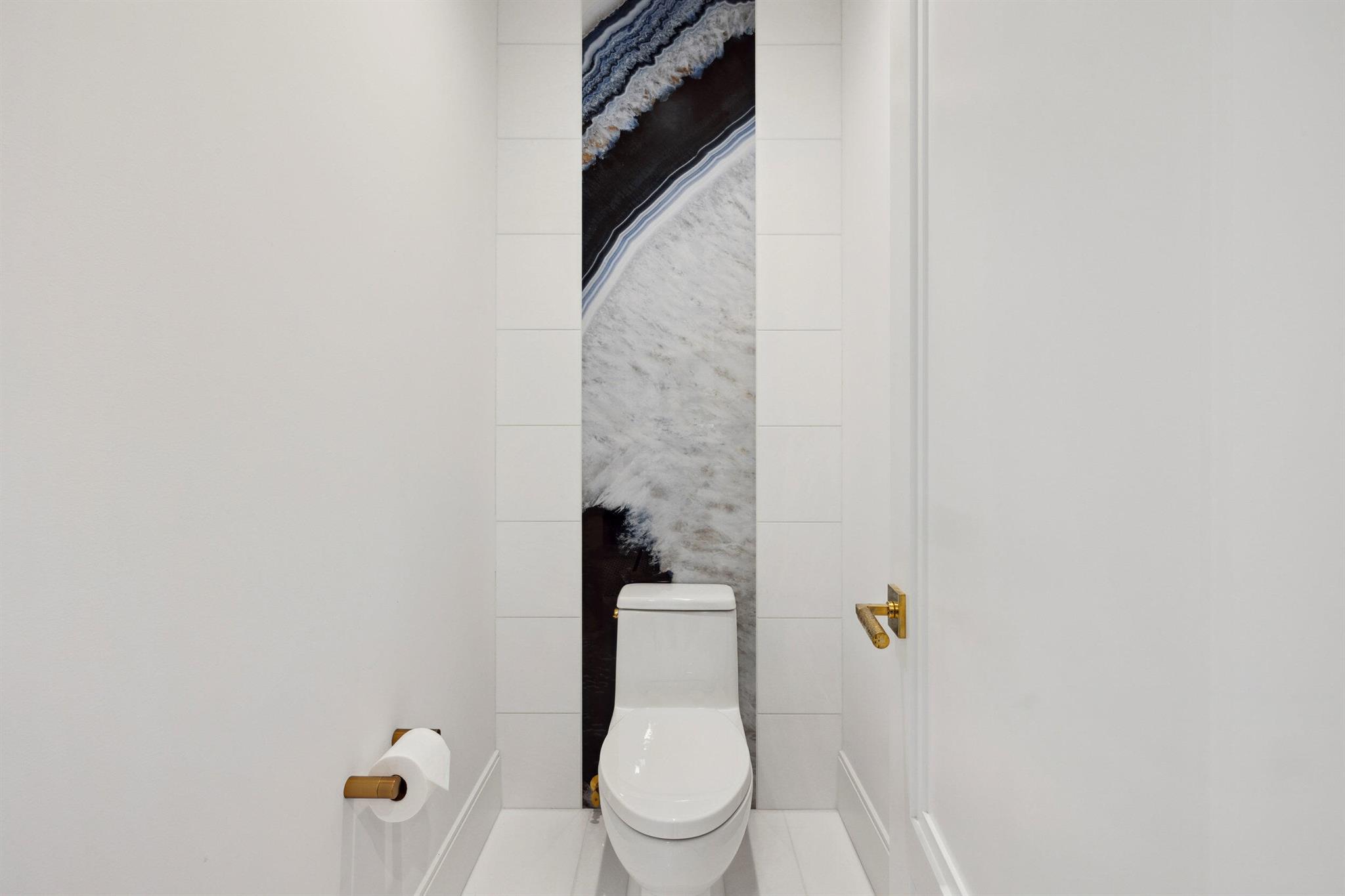 461 Venus Drive 1
