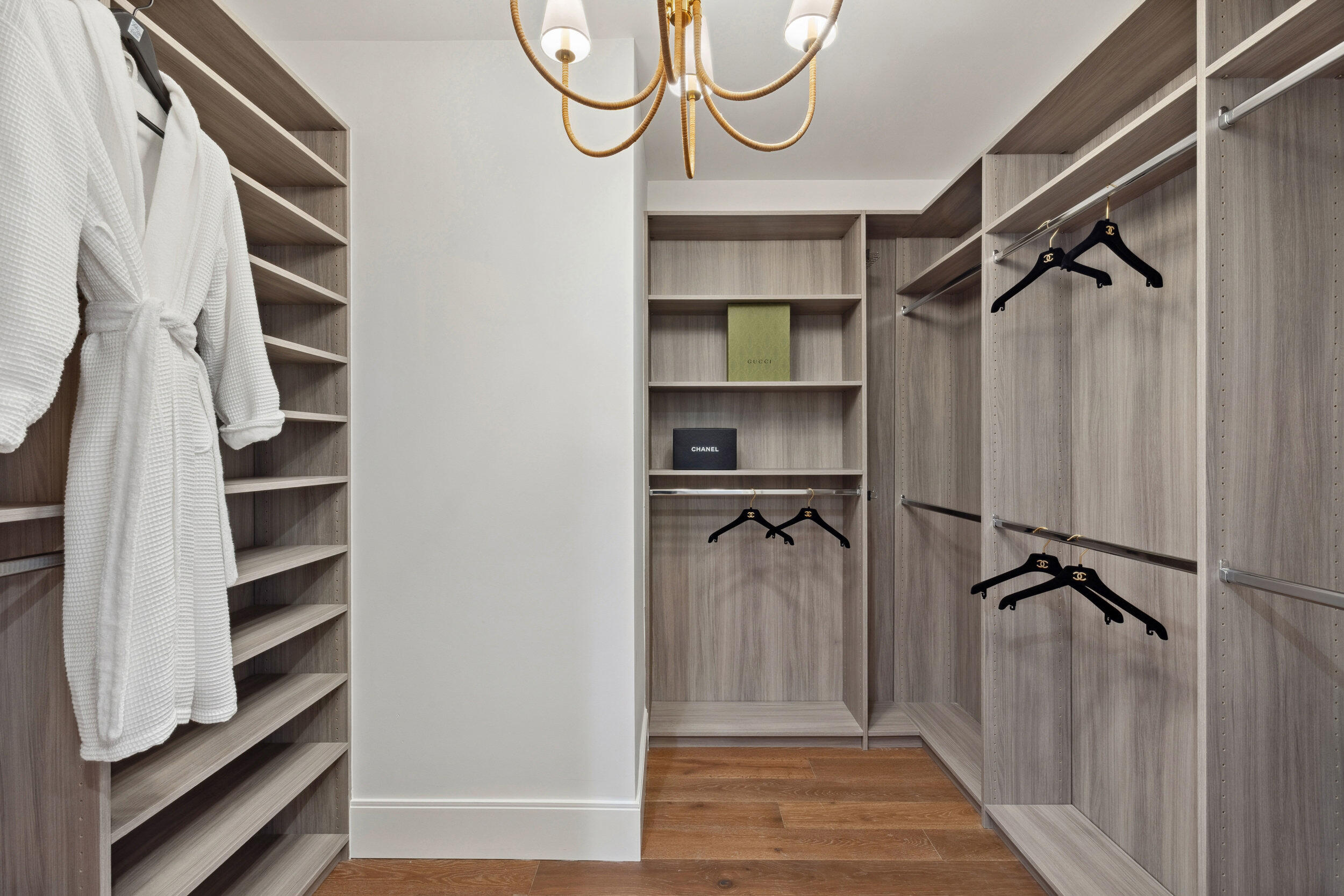 461 Venus Drive 1