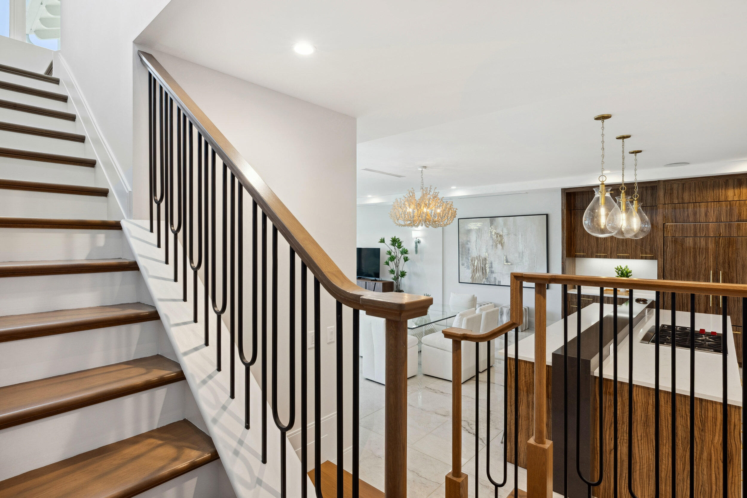 461 Venus Drive 1