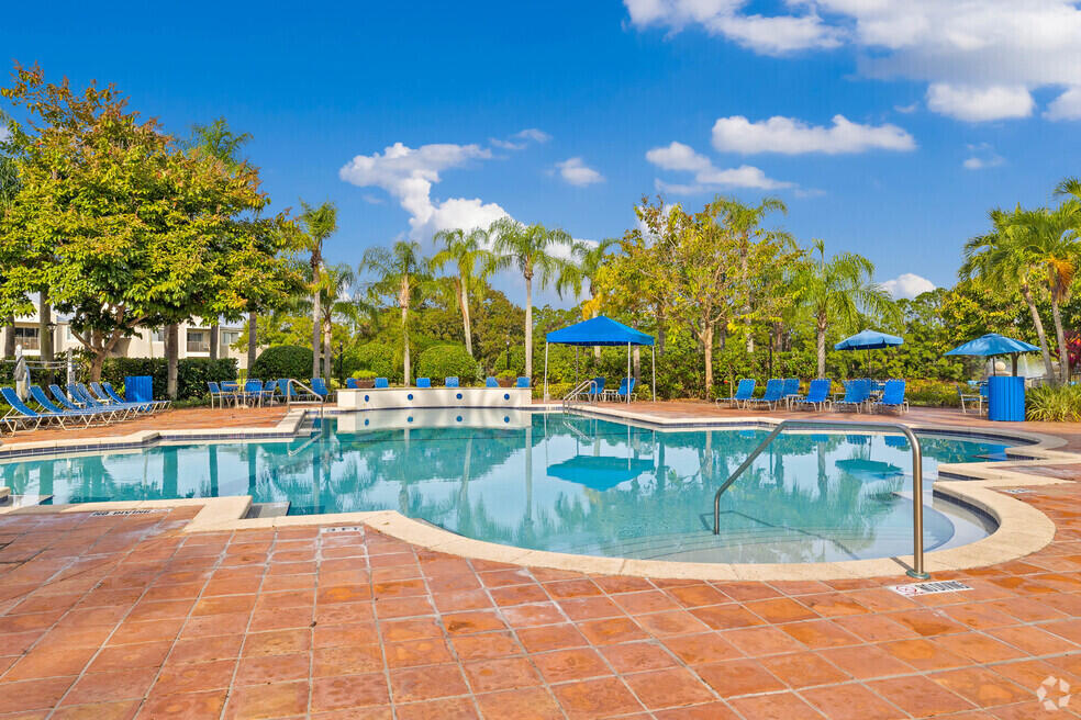 3821 SW Coquina Cove Way 205