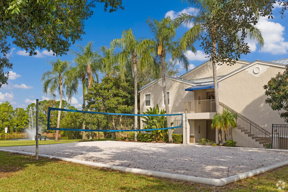 3821 SW Coquina Cove Way 205