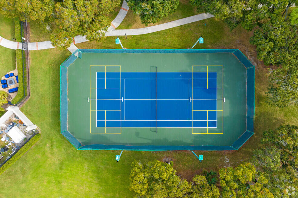 3821 SW Coquina Cove Way 205