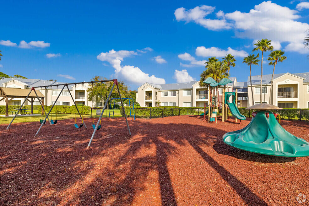 3821 SW Coquina Cove Way 205