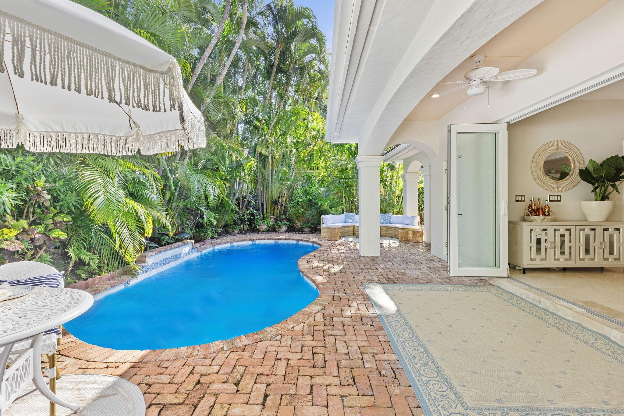 309 Valencia Road